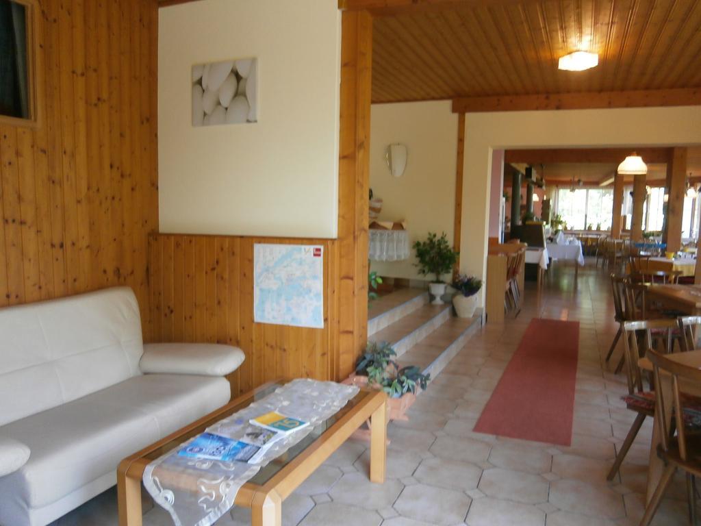 Ferienpension Garni Hubert Rigelnik Санкт-Канциан Экстерьер фото